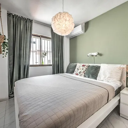 Ferienwohnung Fantastic Penthouse With Roof Terrace In The Heart Of Nerja Exterior foto