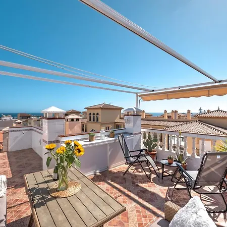 Ferienwohnung Fantastic Penthouse With Roof Terrace In The Heart Of Nerja Exterior foto