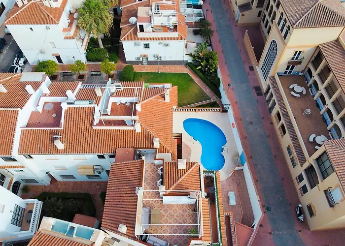 Fantastic Penthouse With Roof Terrace In The Heart Of Nerja
